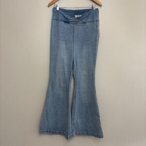 Free People We The Free Venice Flare Jeans Size 31 Women’s Light Blue High Rise